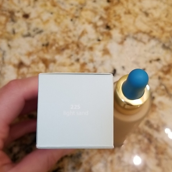 SOLD-Tarte Sea Water Foundation, light sand,  NWT - Picture 3 of 6